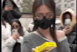 大连爆料吃瓜事件视频播放,吃瓜群众热议事件真相