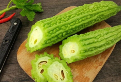 凉山吃瓜爆料是真的吗,真相揭秘，是真是假？